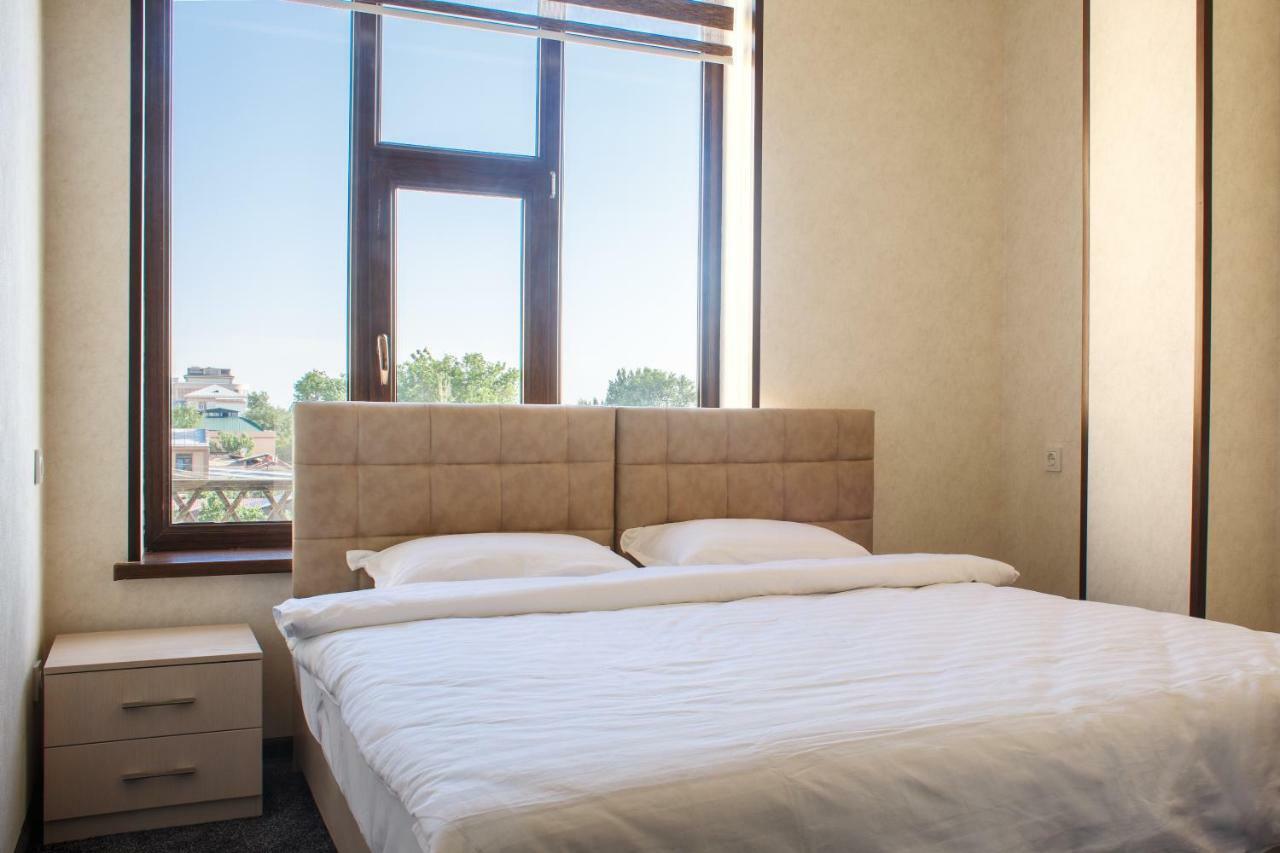 Hotel Friday à Tachkent Extérieur photo